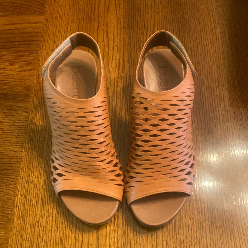 Tan Bueno wedge leather sandals